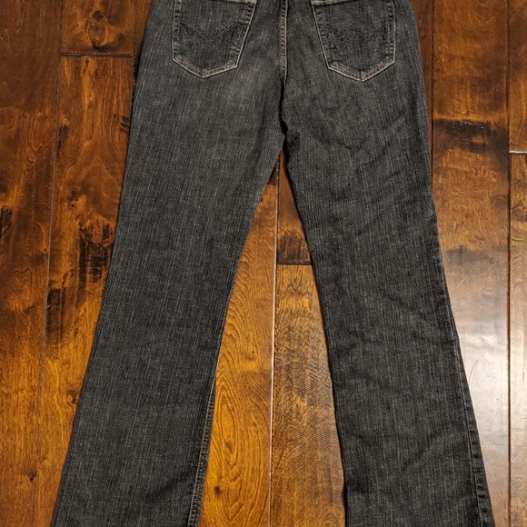 Eddie Bauer Classic Bootcut Denim Jeans - Picture 10 of 10